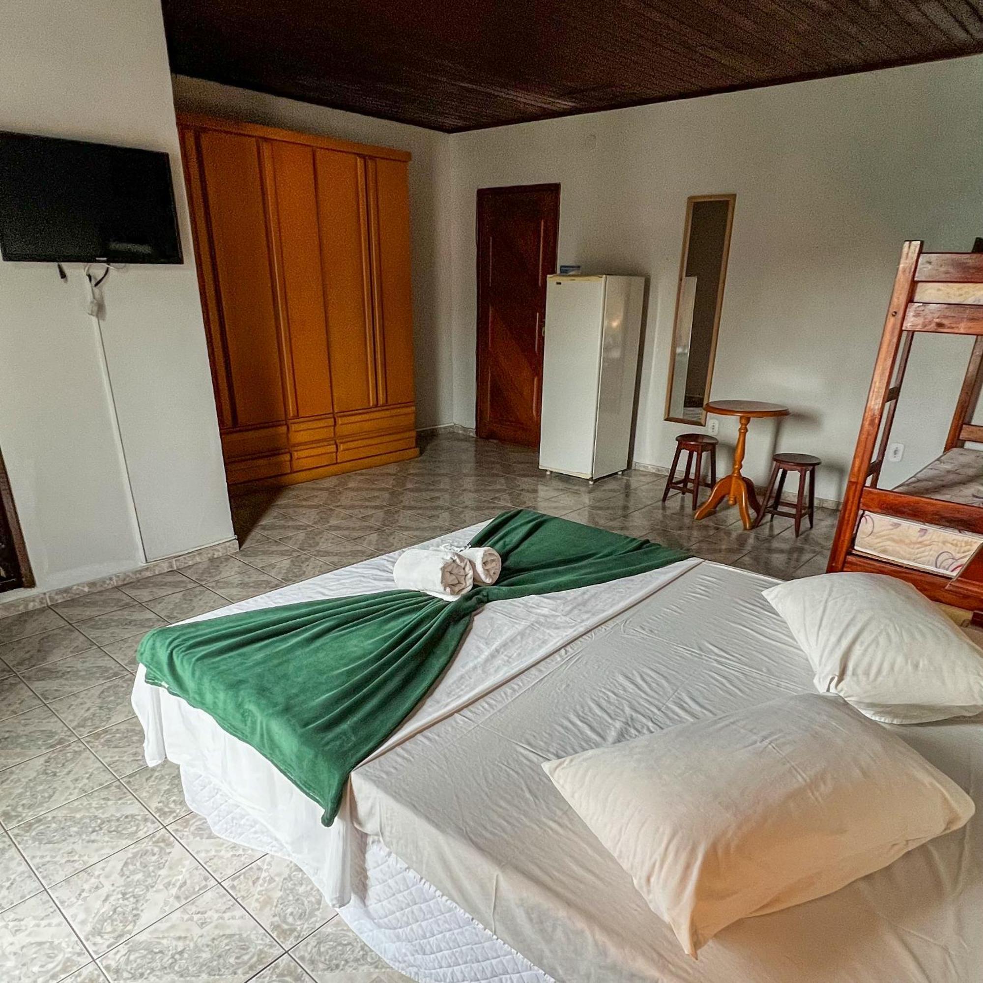 Pousada Mineiro 3 Irmaos Арраял-ду-Кабу Екстер'єр фото